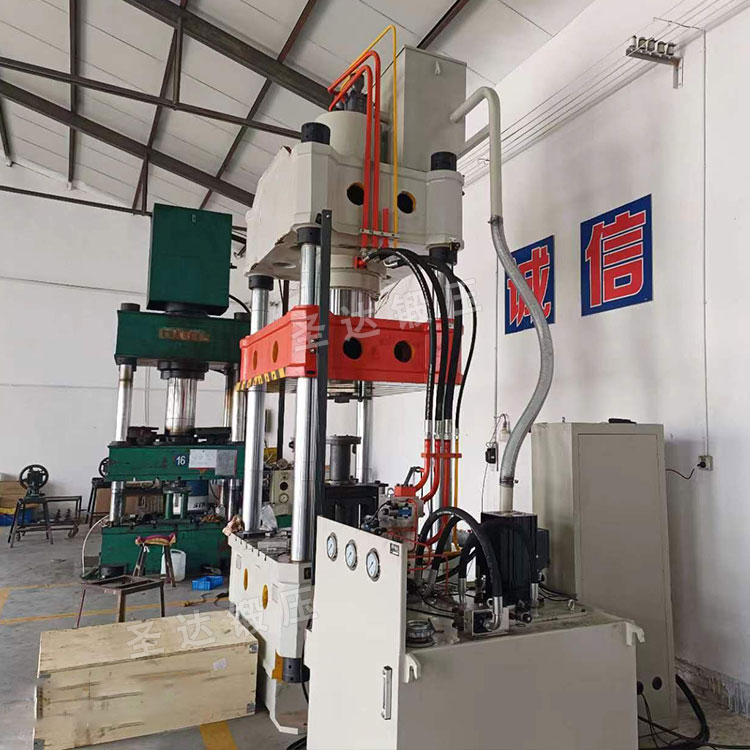 315噸伺服四柱液壓機 315噸伺服四柱液壓機