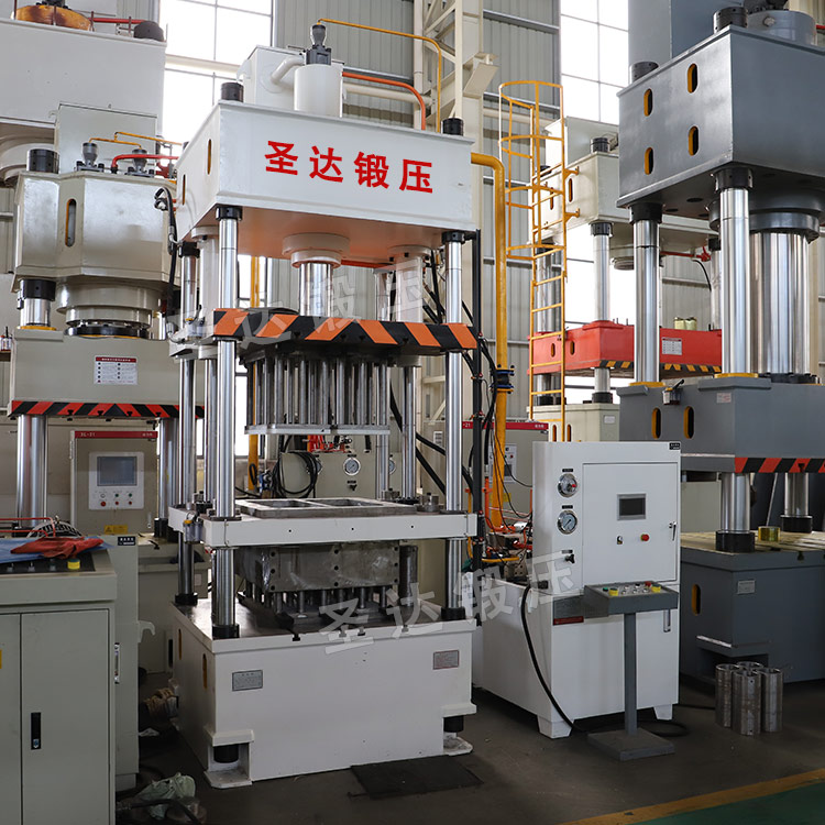 100噸四梁四柱液壓機(jī) 100噸四梁四柱液壓機(jī)