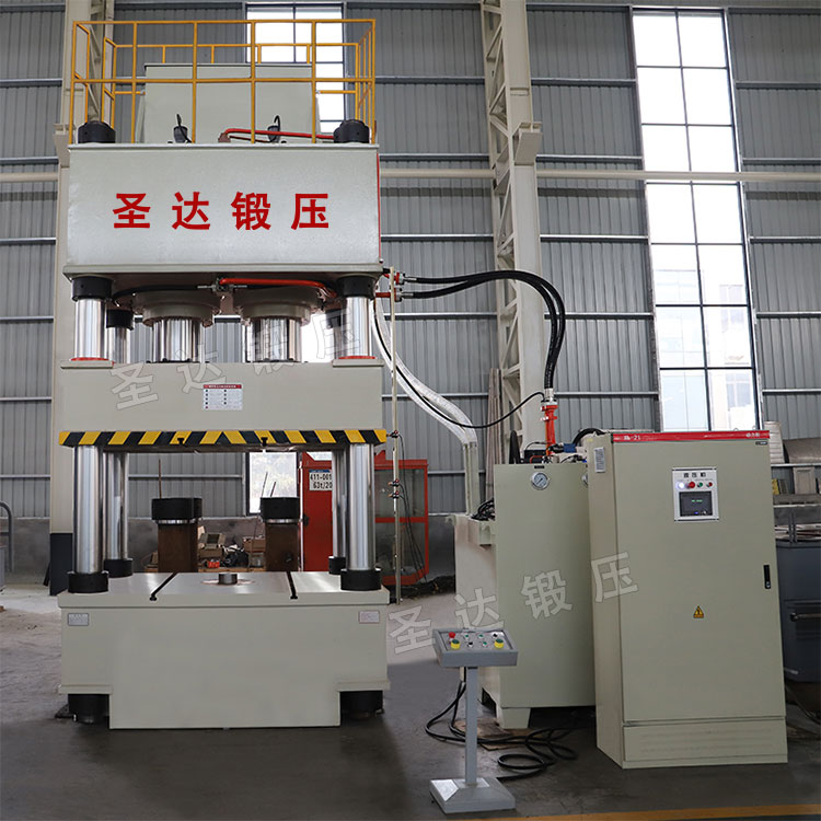 800噸三梁四柱液壓機 800噸三梁四柱液壓機