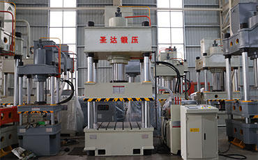 四柱液壓機工作原理是什么？